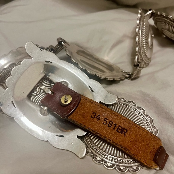 Justin Silver and Brown Concho Belt, cowgirl boho vintage like new - Picture 3 of 8